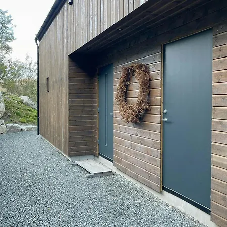 Vakantiehuis Cozy With View Over Avedalsvannet