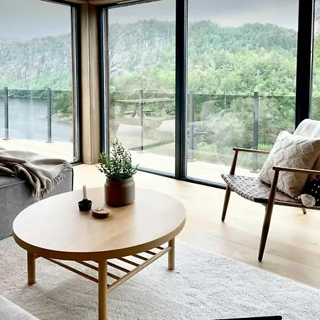 Cozy With View Over Avedalsvannet Moi (Lund)