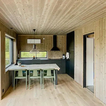 Cozy With View Over Avedalsvannet Vakantiehuis *