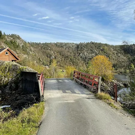Cozy With View Over Avedalsvannet Vakantiehuis *