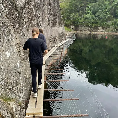 Vakantiehuis Cozy With View Over Avedalsvannet *