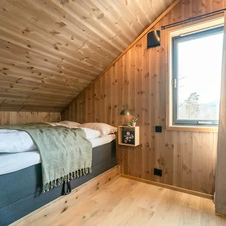 Cozy With View Over Avedalsvannet Дом отдыха Мои