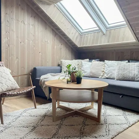 Feriehus Cozy With View Over Avedalsvannet Moi (Lund)