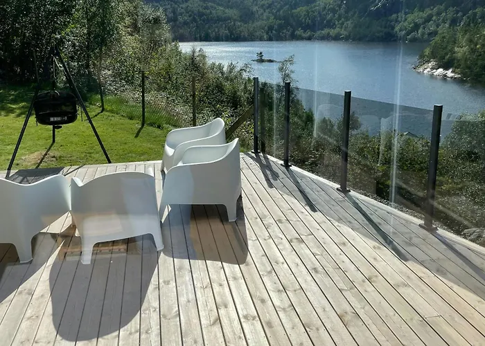 Cozy With View Over Avedalsvannet Feriehus Moi (Lund)