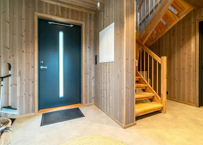 Cozy With View Over Avedalsvannet Feriehus Moi (Lund)