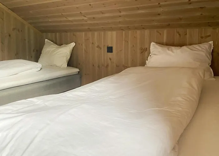 Cozy With View Over Avedalsvannet Feriehus *